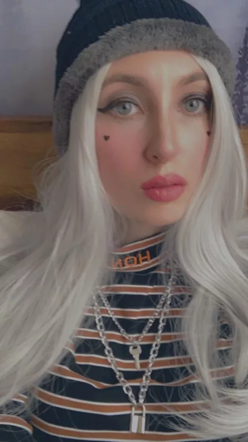 [domme] see this key around my neck ? It’s the key that I’ll use to lock you up at night, wearing nothing but a collar and a pink thong by egirlfromyournight