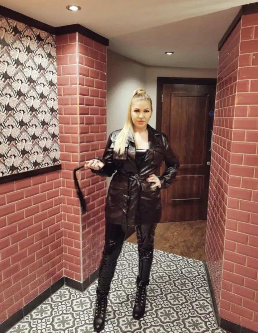 [Domme] Upvote⬆️ If you are ready to be owned and train by a dominant Mistress posted by whoreads47