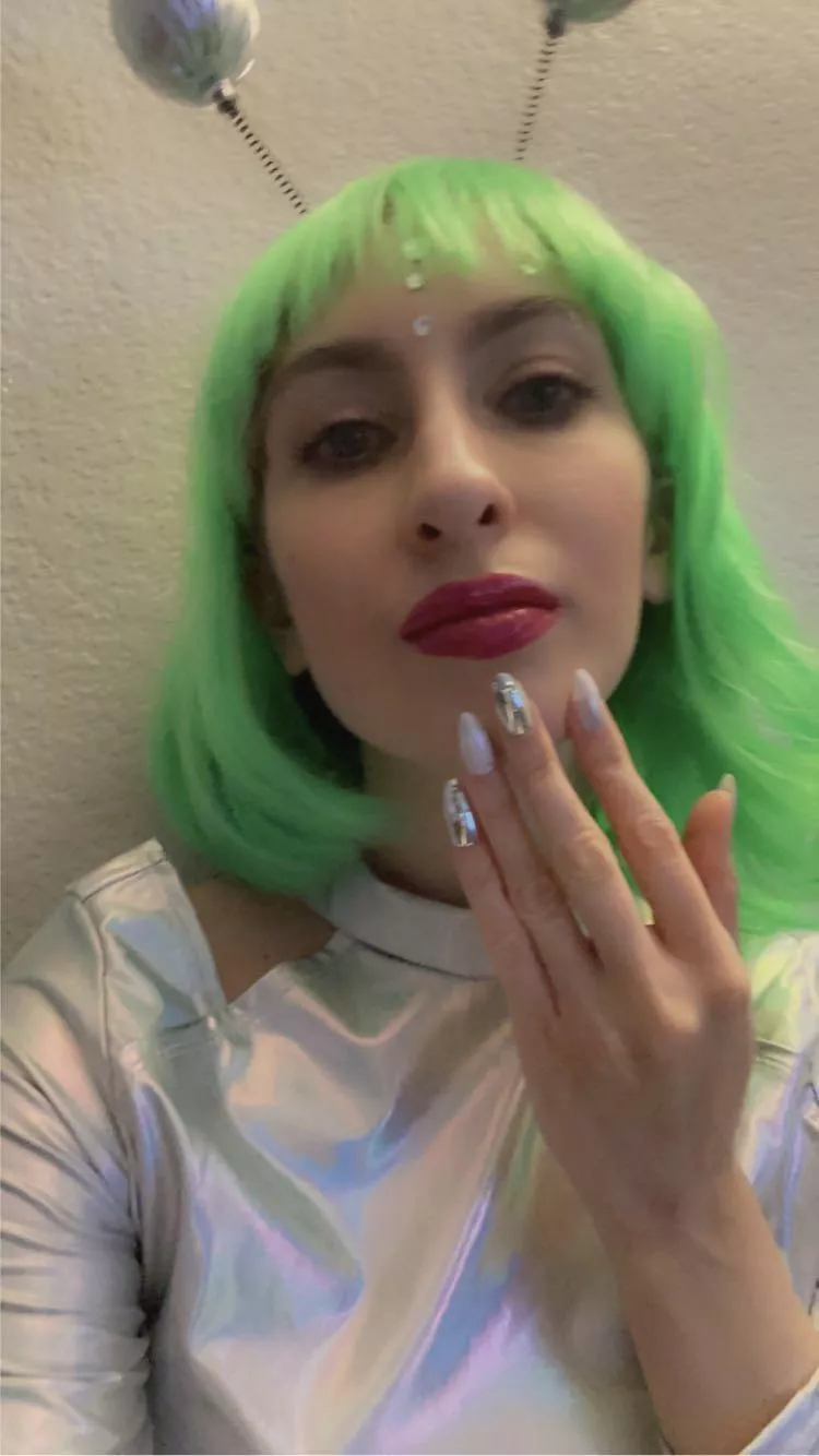 [domme] you’re a tiny Clitty bitch who’s pathetic little shrimp is smaller than one of my fingernails 😂😂😂 posted by egirlfromyournight