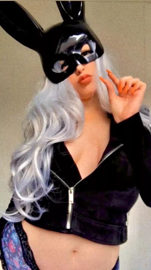 [domme]Mistress likes tiny little boy clits like yours… likes to lock them up 😈😉 by MissAllYouNeed