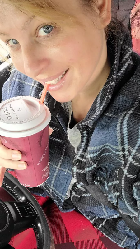 Done with number two of 12 hr shifts...💋switched it up 20 Oz white raspberry quad shot💋 happy Sunday by BlueEyesNdragonflies