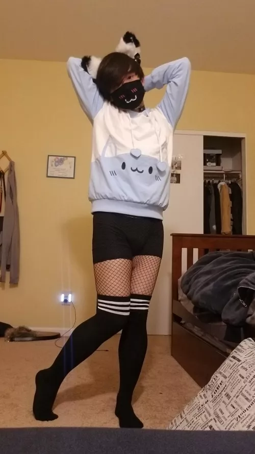 Don't ask what this pose is, I don't really know either by TheScrubu