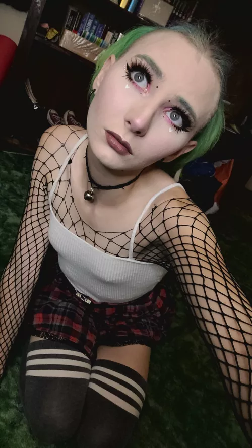 Don't flunk me, fuck me. 🤪 by Puma_Lipps