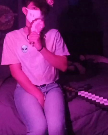 Don't forget, it's okay to take break, take a breather, eat up, and stay hydrated. <3 by Femboy_Izzy