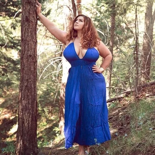 Don't forget to get your London Andrews 2022 calendar!! https://www.etsy.com/shop/LondonAndrews by duncan_wooster