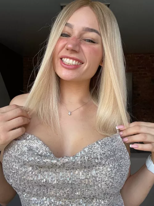 Don't hold back yourself baby... I know you want meCheck my link in bio and prpfile😍 by DraconianStoppage