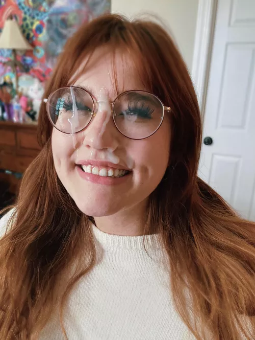 Don’t i look so pretty with a load all over my face? by hunnyevee