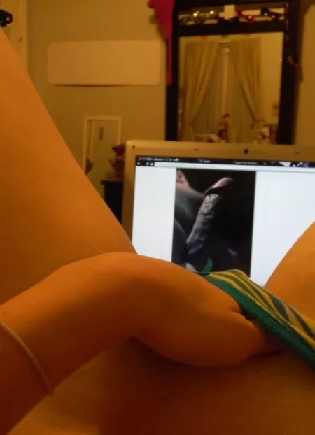 Don't judge me, I like them big... by [deleted]