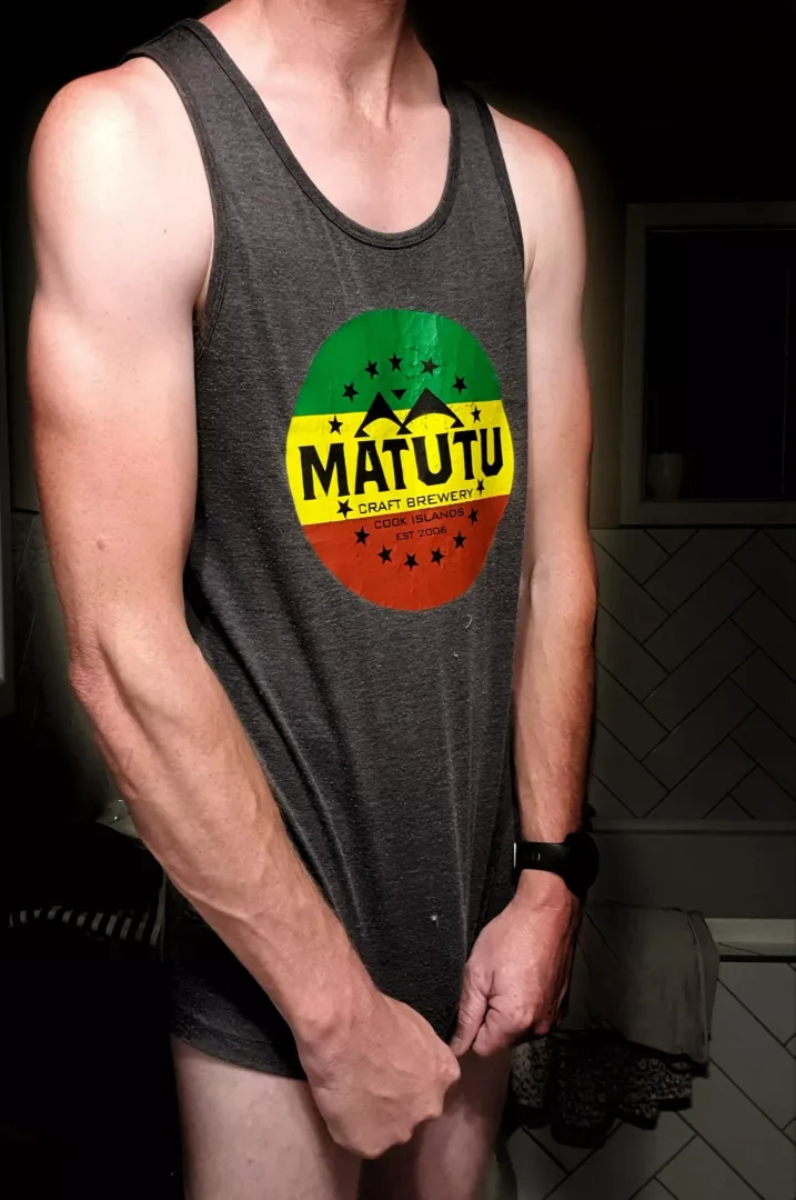 Dont look at Matutu, I'm no ballerina posted by Sch5ive