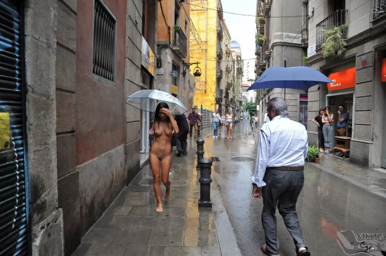 Don't look at me. hehe. by c_hollander