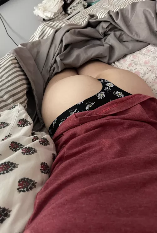 Don’t make me get out of bed by Puzzlehead_420