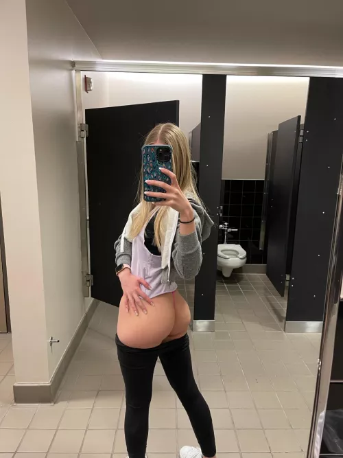 Don’t mind me, I’m just showing off my ass in the campus bathroom by thecherryblonde33