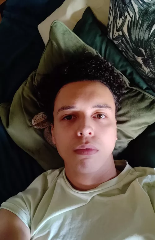 Don't mind me, just looking for a confidence boost by Matty987639_2