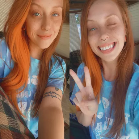 don’t mind my nails i need to get them done 😂 happy Monday everyone!! ☀️ ✨ by istayyawayyyX