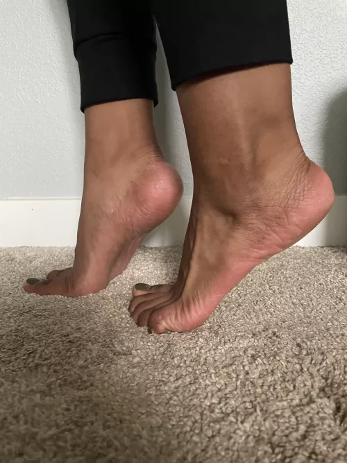 Don’t miss out on my free account 😘 wanna see more of this petite latina ? 😍 follow me on OF @shypetitelatina by ShyPetiteLatina