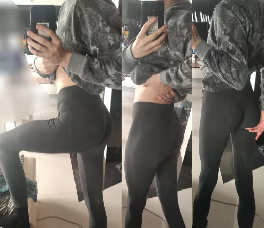 Don't skip a leg day by Wielkimanitu