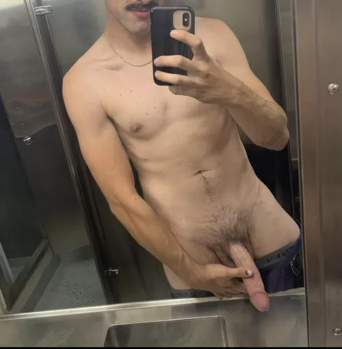 Don’t tell anyone I took this at work by banjobotanist