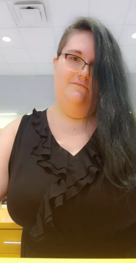 Don't want to work today 😝 by pxprincess