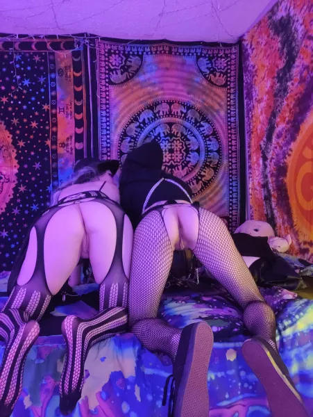 Don't worry you got choices 🖤 by xdream_scapex