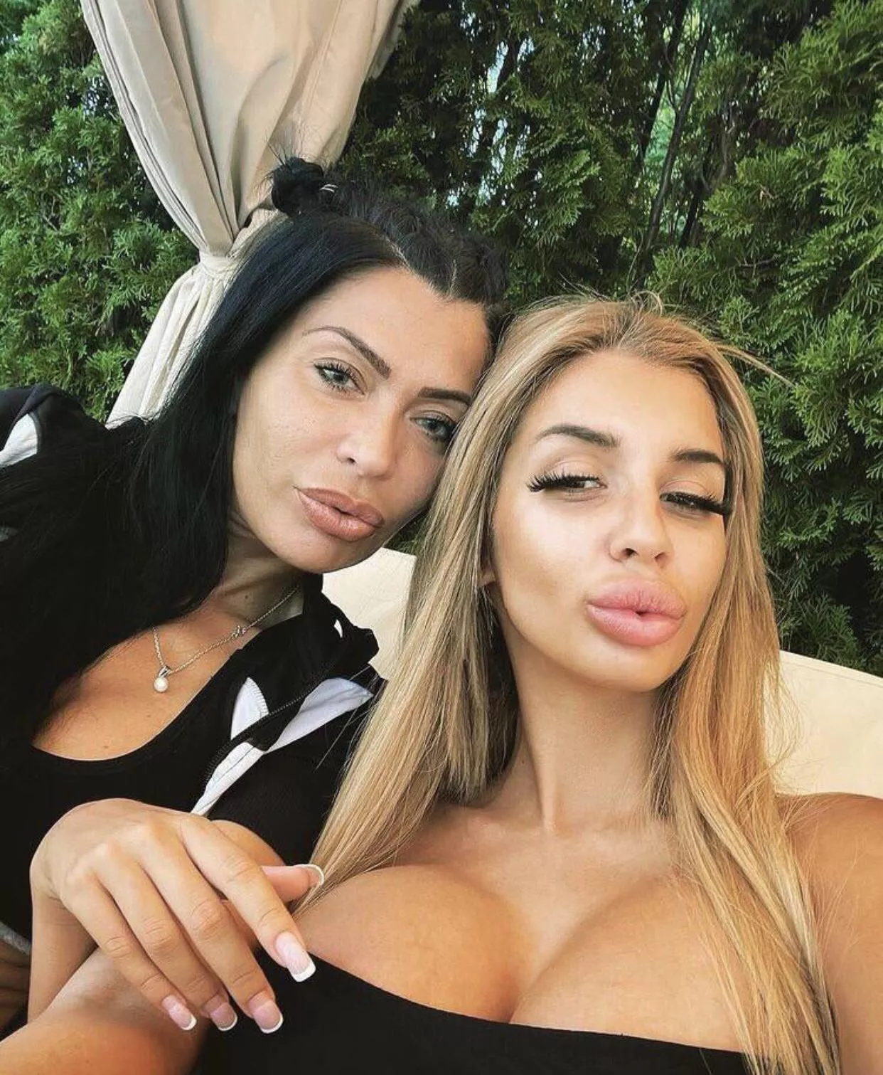 Double trouble posted by 88throwaway44