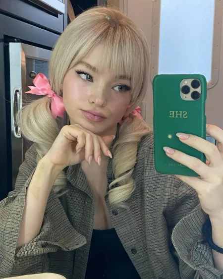 Dove Olivia Cameron by TaylorSwiftIsSexy