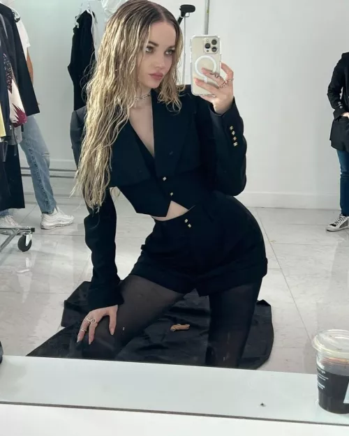 Dove Olivia Cameron by TaylorSwiftIsSexy