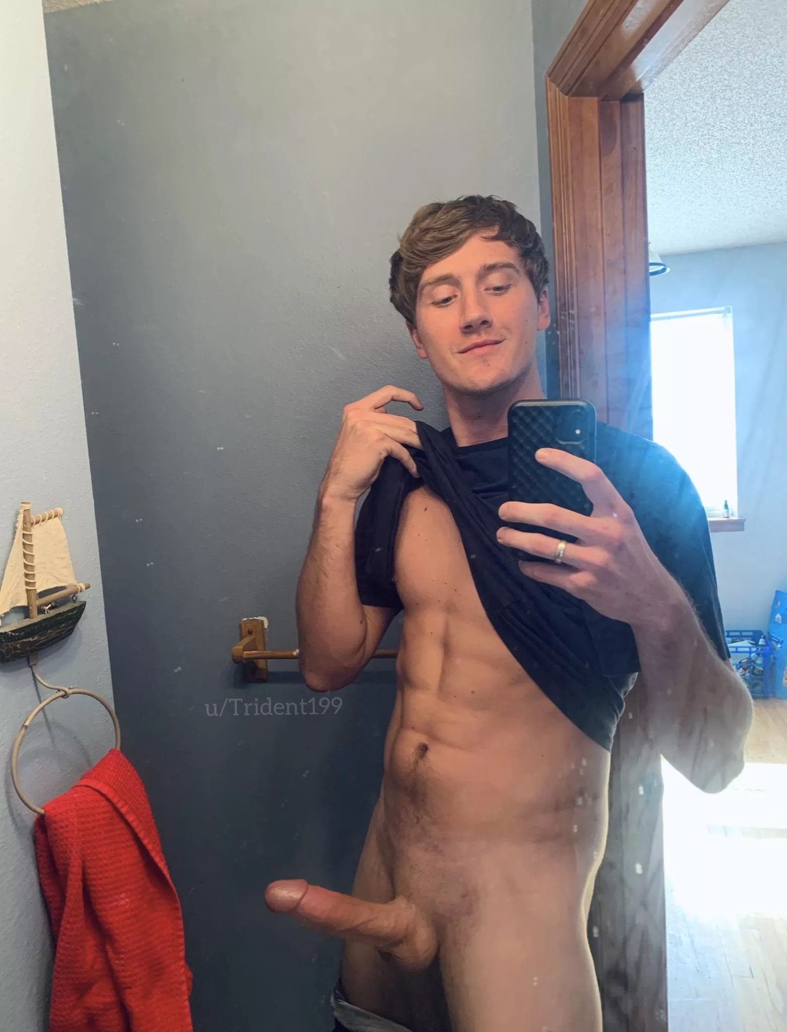 Down for a quickie in the bathroom?😏 (OC) posted by trident199