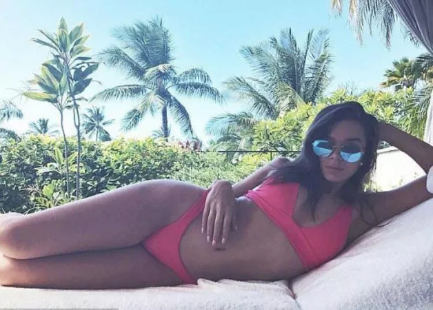 Drain me for Hailee Steinfeld by qwertyuiop342