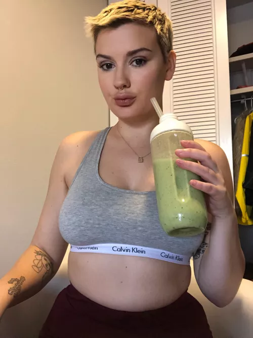 Dreaming of being a Pilates MILF someday by Cutieincalvins1020