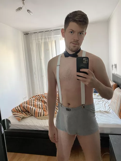 Dressed up by TakeMeIn69