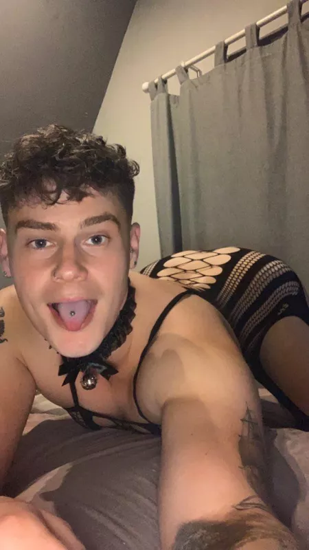 Dressed up for myself last night 😇 by MitchBluee