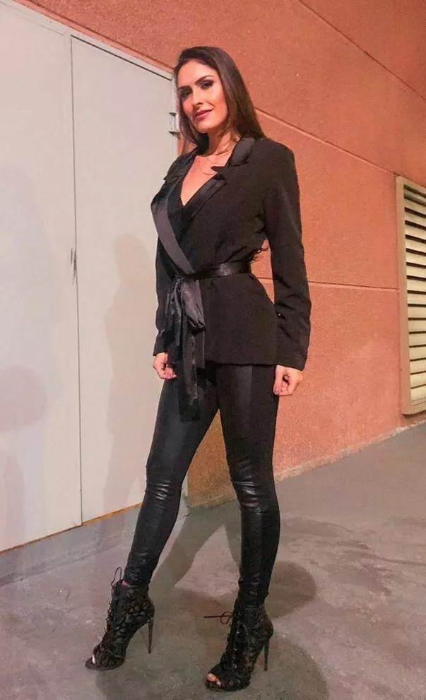 Dressing sharp posted by dafitticris