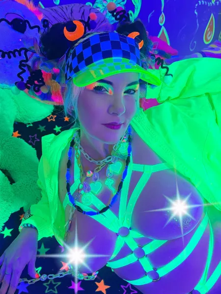 🍶Drink me… by laserthumper