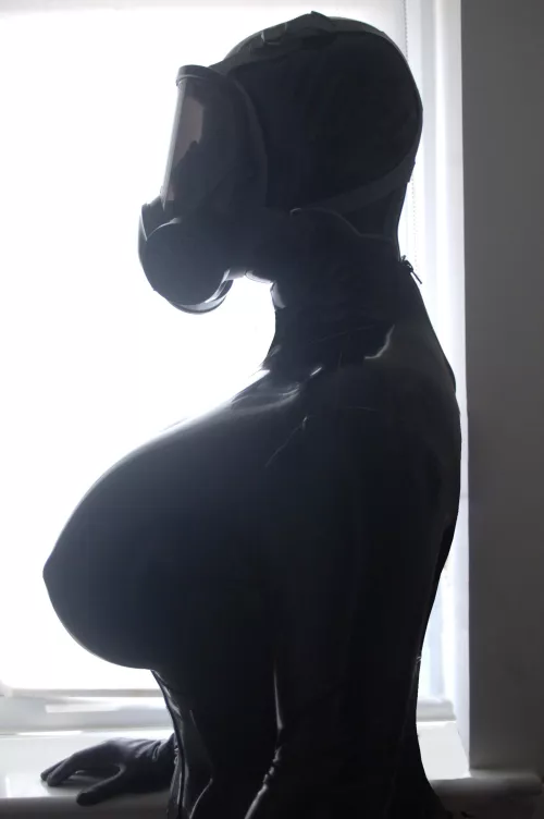 Drone ready for her next instructions.. Any ideas? by en1ab