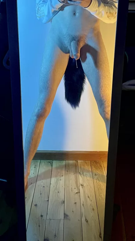 Drooling at this plug (m) by justaguysnudes