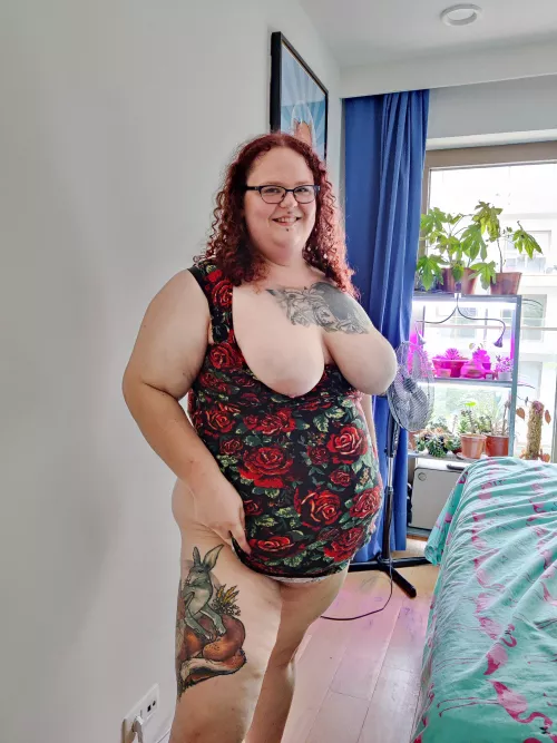 Droppin' em out for you 😅 by curlykatiecupcakes