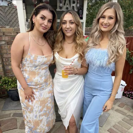 Drunk bitches. DMs open by mattvermont69