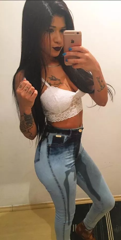 Drunk pissy posted by LersWbap