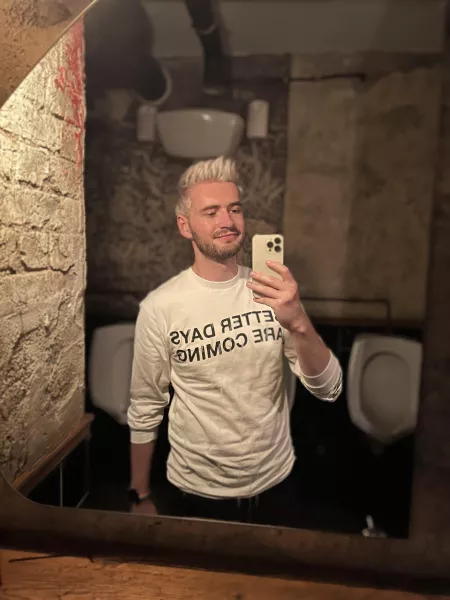 Drunk selfies in the bathroom are hot, right? by awitlesssir