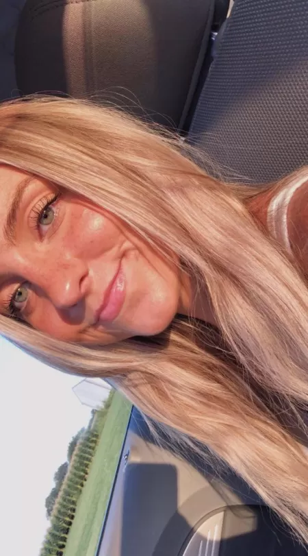 dumb doll needs a daddy in her life by gillianlovaaa