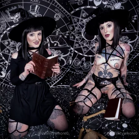 During and after we do spells class together 👀🖤🔮 by InfinityWhore0