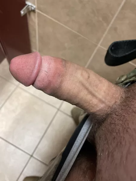 Duty days so boring by Bigdingus1234