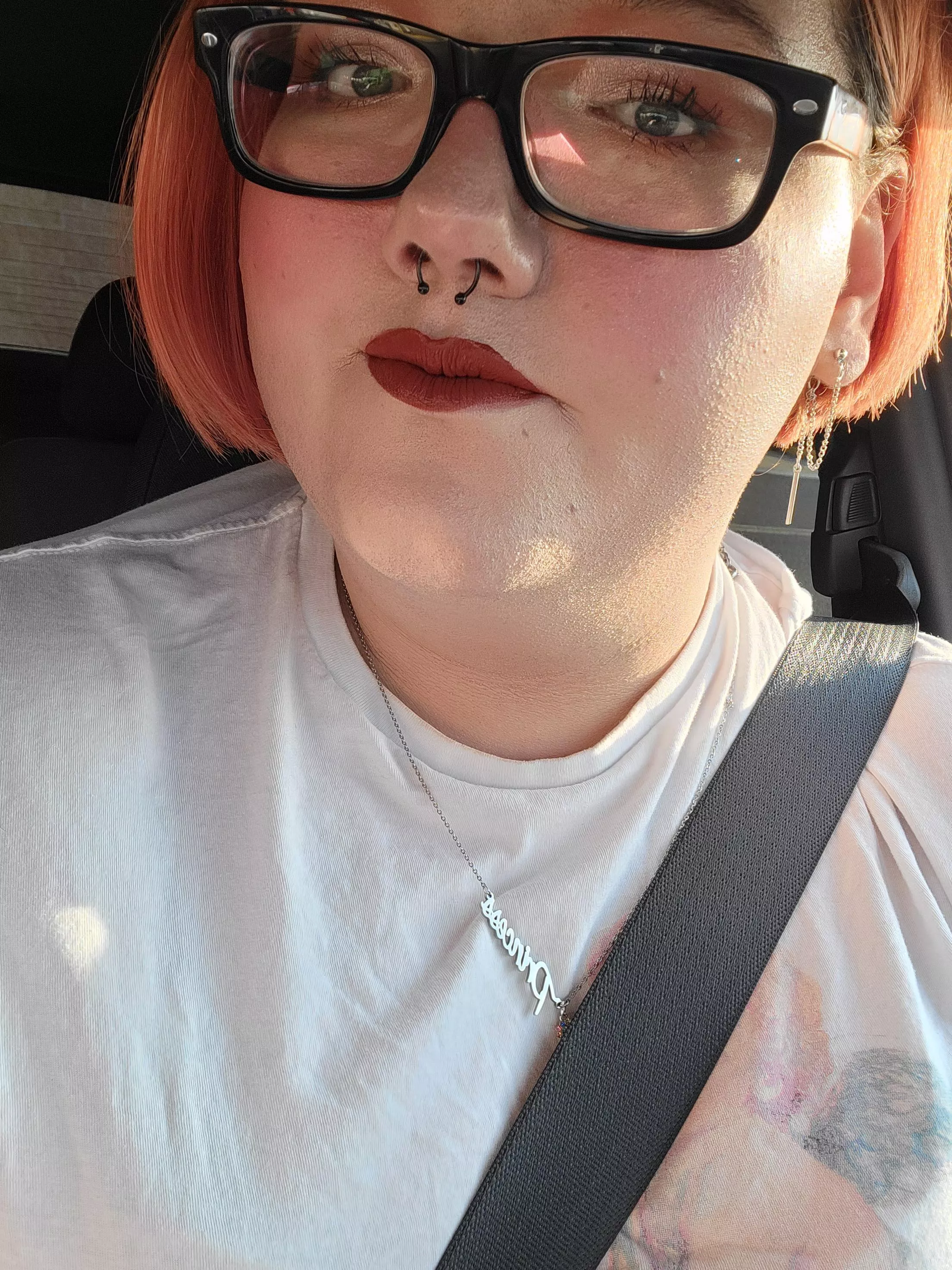 Dyeing my hair my favorite color makes me feel cute 'n' small all the time! 💖 posted by roseyhaze