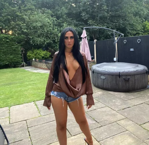 Dying to pop out by ImmediateHope7371