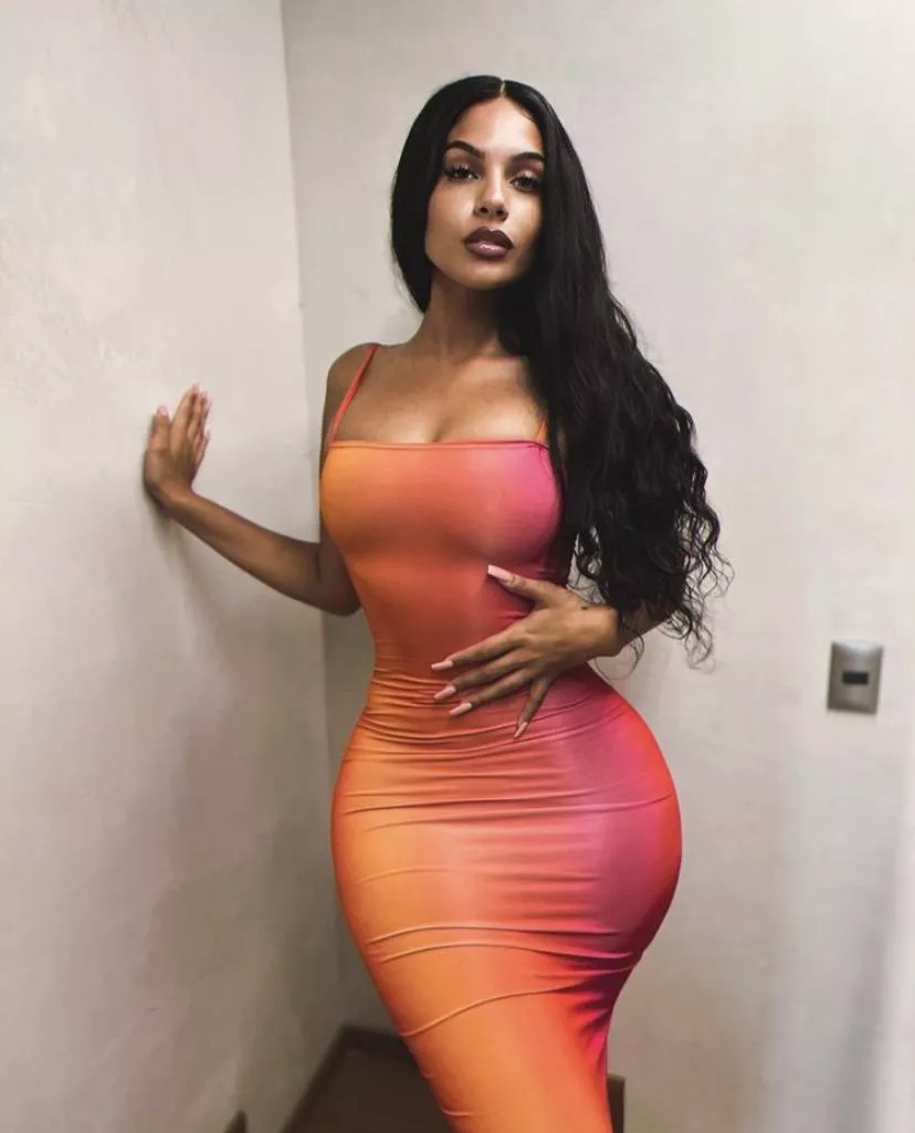 Dyme😍 posted by Ass-Trey