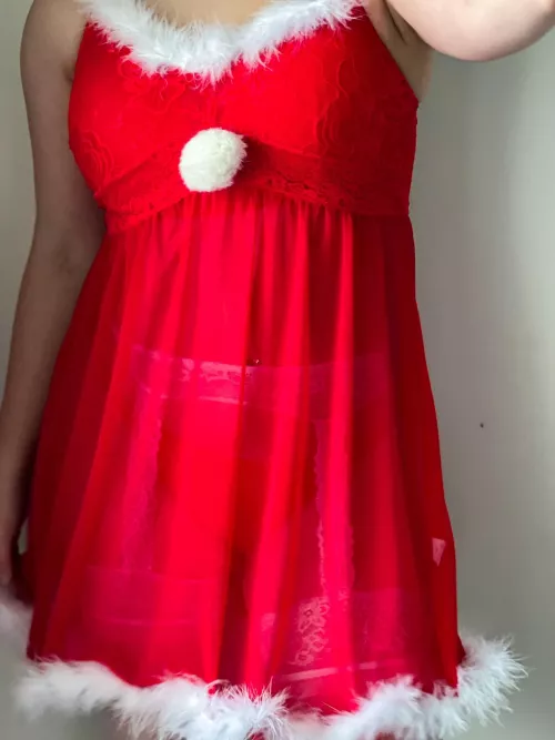 Early Christmas vibes :) by ThelingeriePrincess