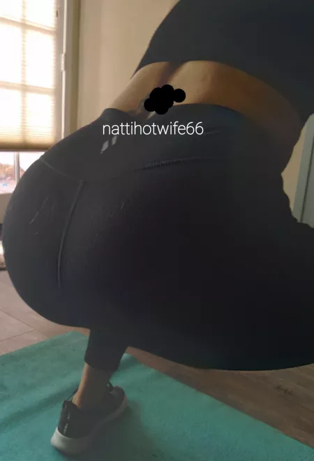 Early morning hotwife workout... getting ready to be pumped up! by nattihotwife66
