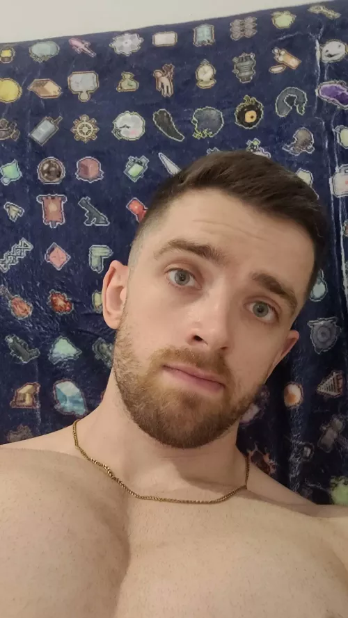 Early night or stay up late? by Macsenx