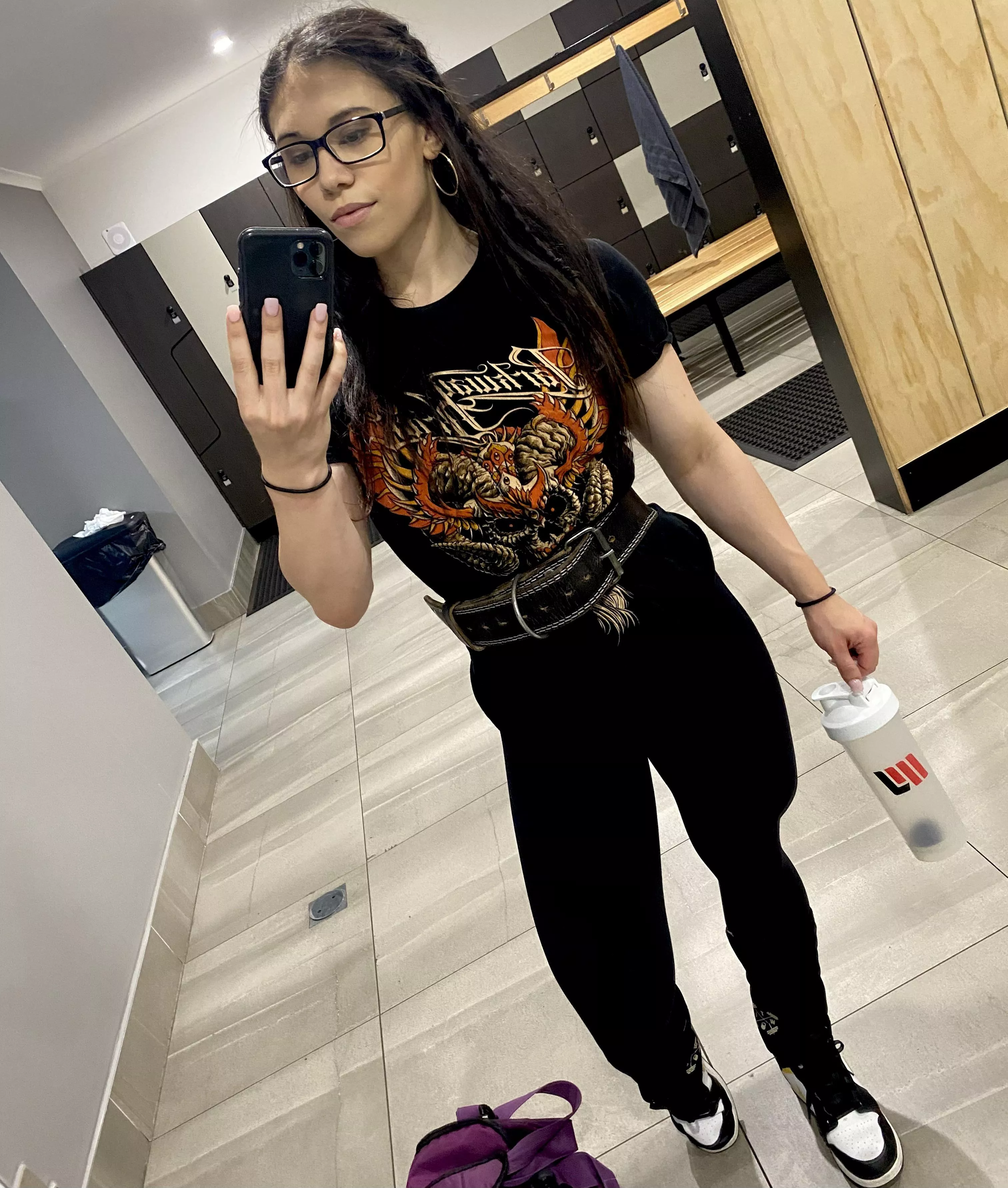 Easier to flex in these 💪🏽 posted by musclemermaid11