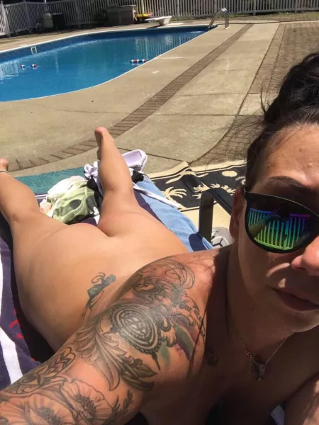 Easily my favorite pic I’ve taken. Does my ass look tan? by physio2430